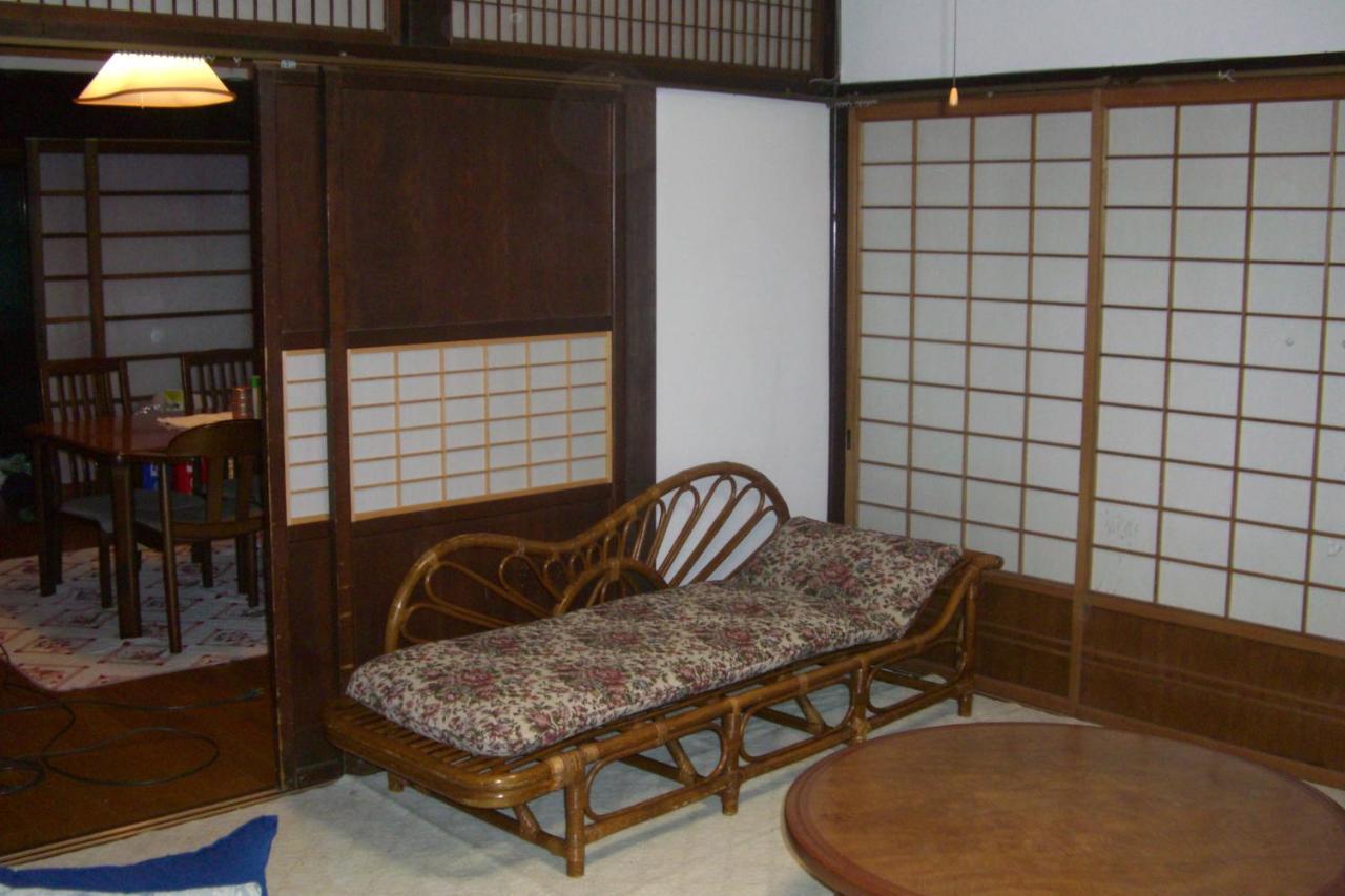 Megu House Zuku Villa Szuva Kültér fotó